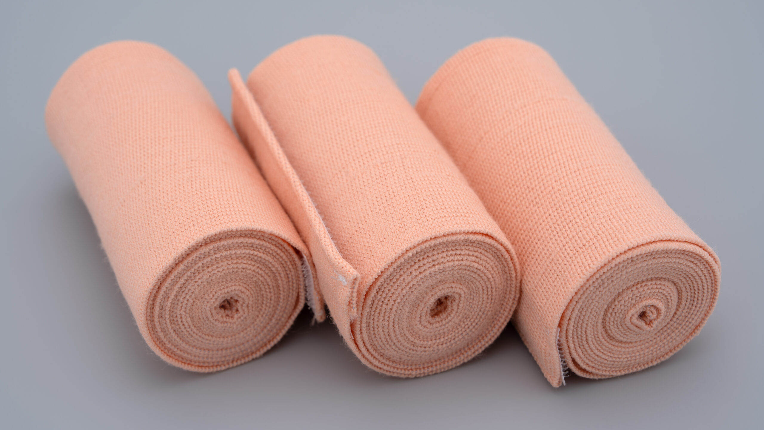 pink high elastic compression bandage wrap with velcro shanghai zymian industrial co., ltd. 3
